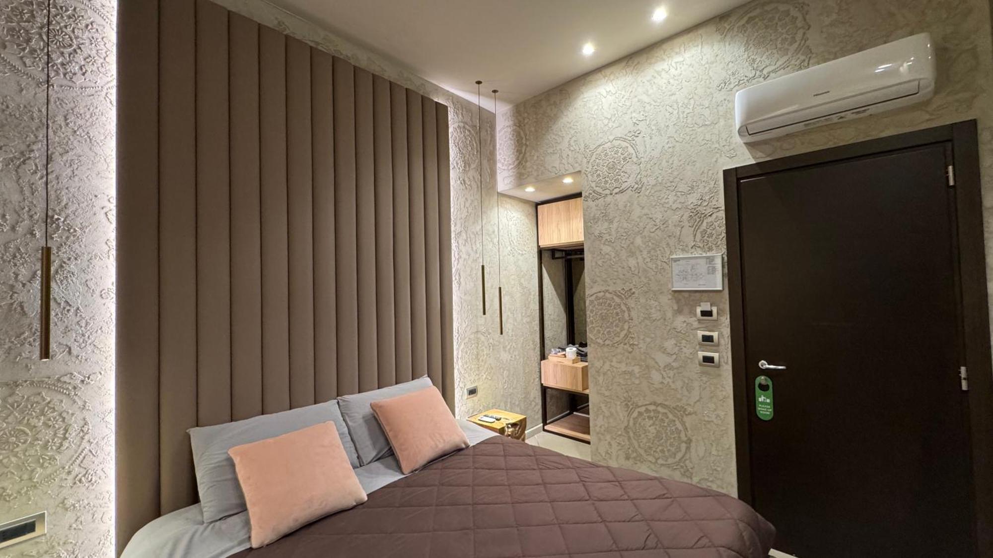 Tropicana Room Caserta Buitenkant foto