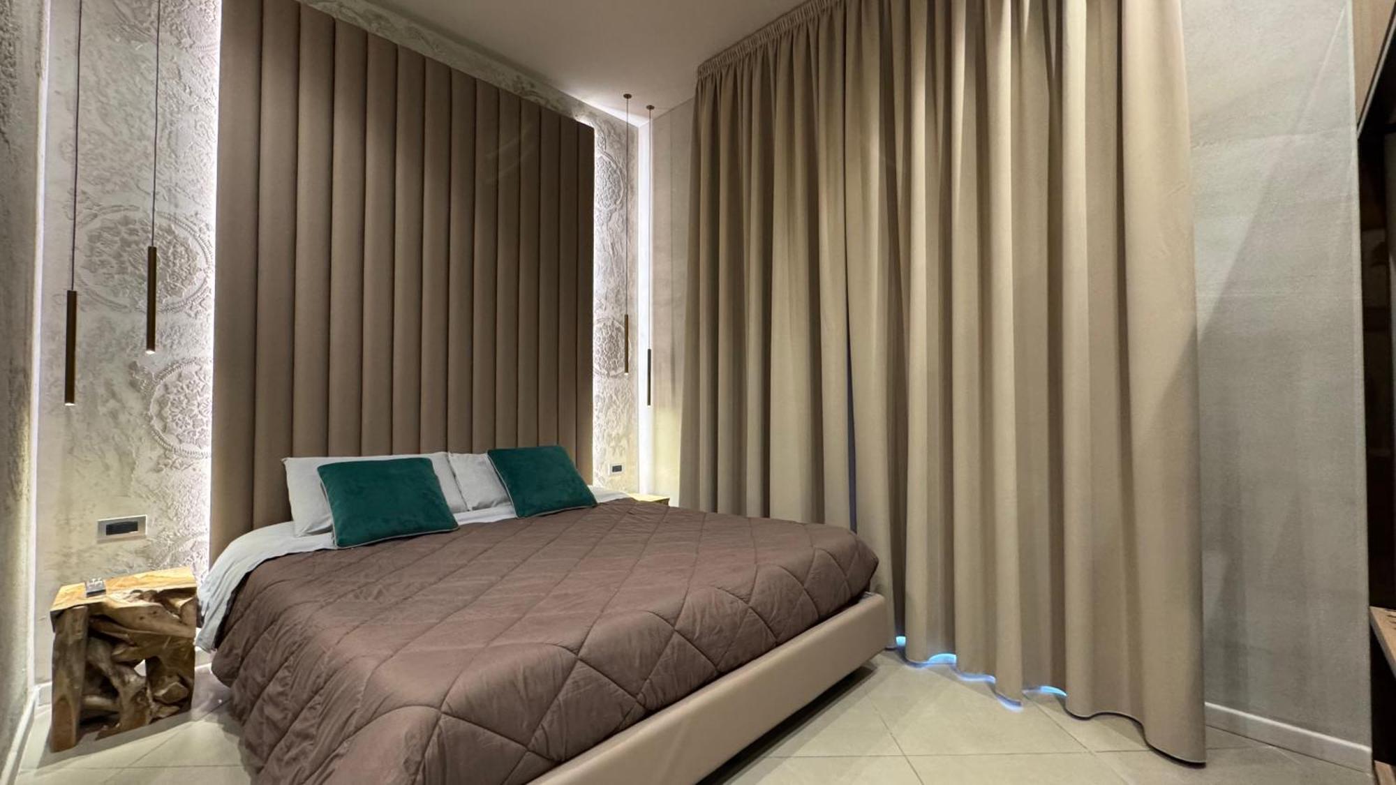 Tropicana Room Caserta Buitenkant foto